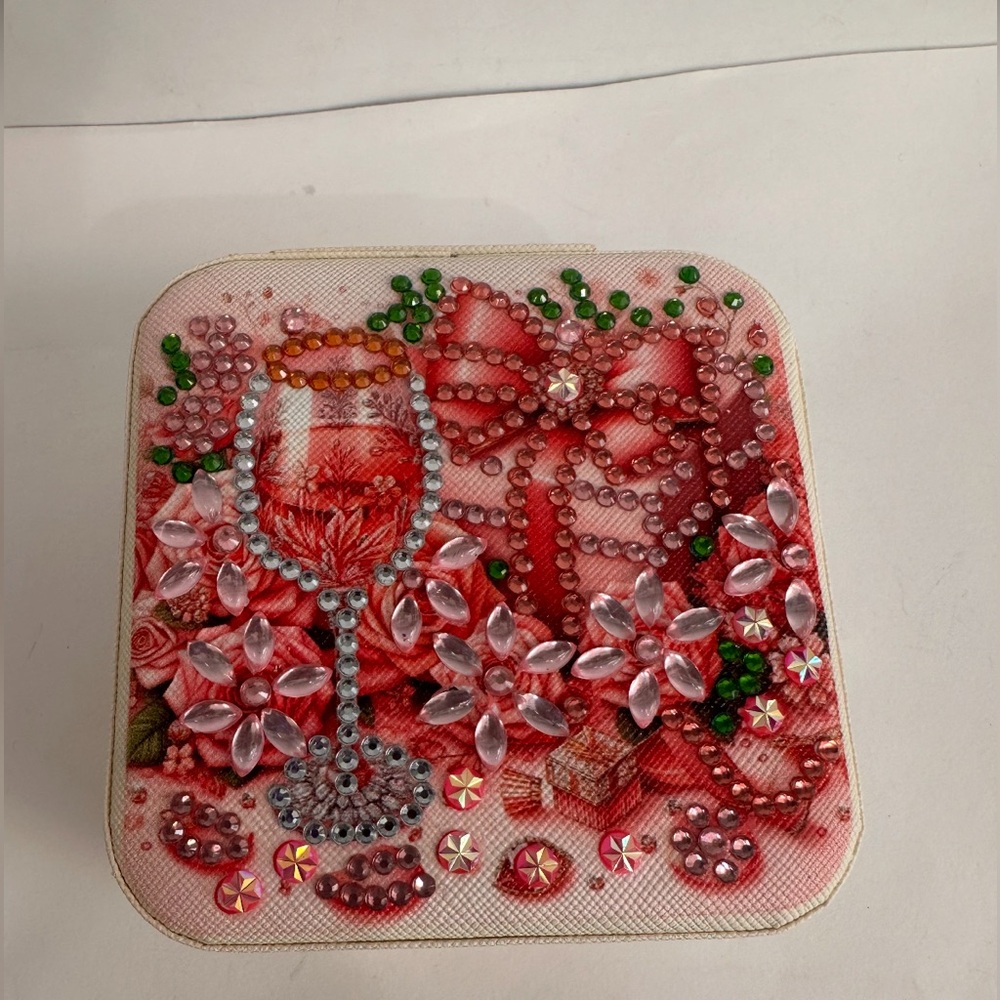 Rhinestone Wine Glass and Bow Art jewelry box great gift new